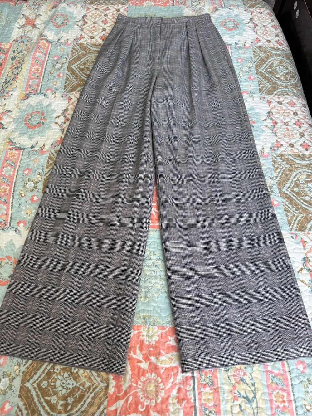 Aritzia Gray Plaid Wide-Leg Trousers Preppy Business - Picture 10 of 16
